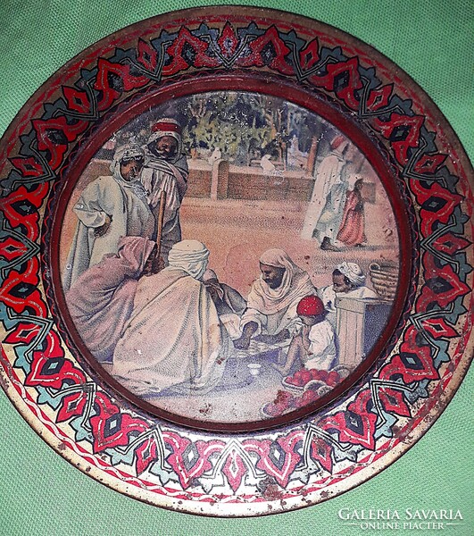 Nagyon szép keleti réz lemez falitálak 2db festett utcai sakk jelenettel EGYBEN 22cm a képek szerint