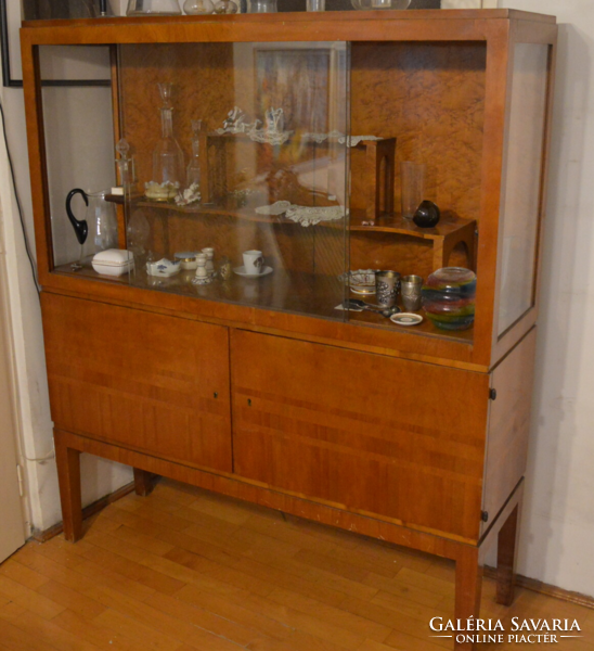 Ritka, Bauhaus vitrines szekrény, 1930-as évek