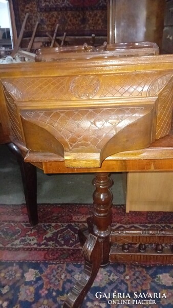 Bécsi barokk könyvtár óra