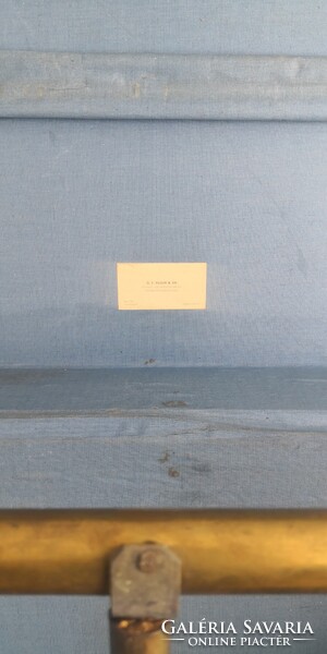 Nagy méretű hajóbőrönd