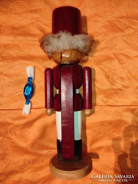 Karácsonyi dísz - Hatalmas "Diótörő mese figura" 4. (fa) 40 cm magas