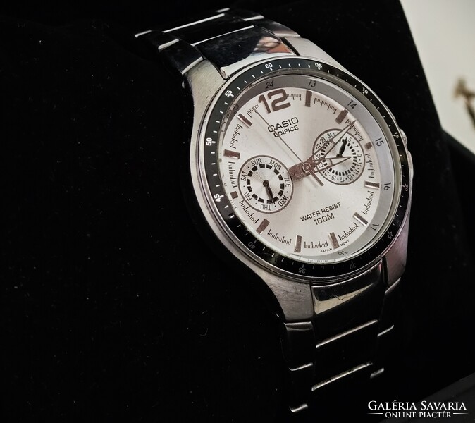 Jó állapotú Casio EF-310