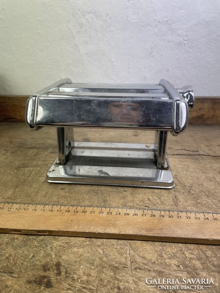 -AV708- Régi Ampia Tésztakészítő Gép Tésztagép Dobozában