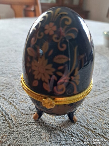 Limoges típusú dísztojás