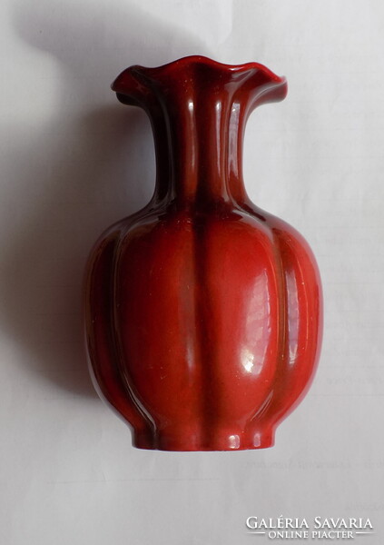 Zsolnay váza: 1-ft ról nincs minimálár