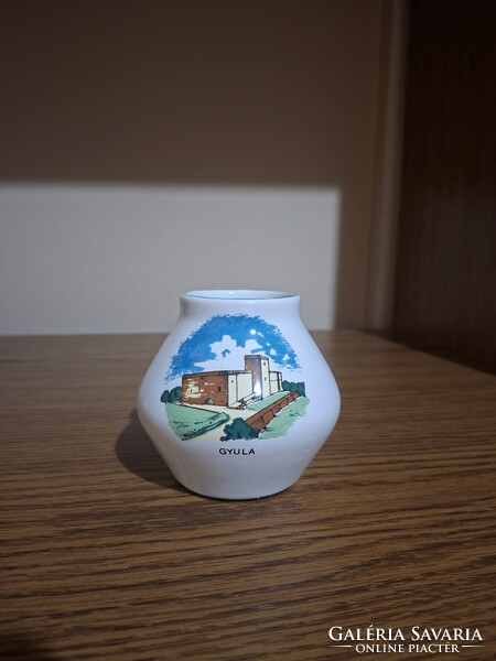 Bodrogkeresztúr kerámia emlék váza Gyula. 9 cm. Hibátlan. Jelzett