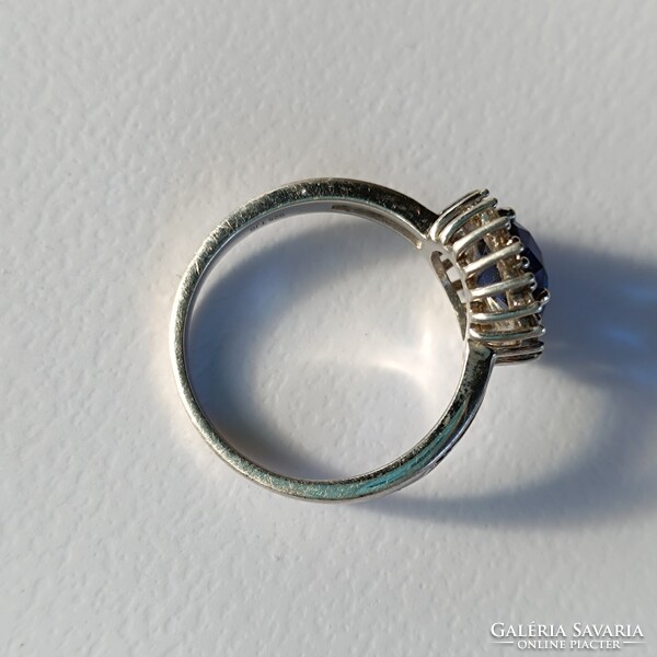 Ezüst gyűrű, kék kővel