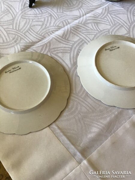 Fischer Vilmos cubas  tányérok ès váza