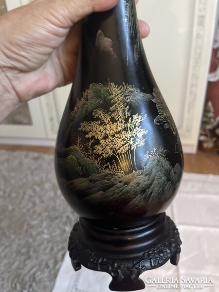 Nagyonszép Kinai kézzel festett  lakk fa váza, nagy.