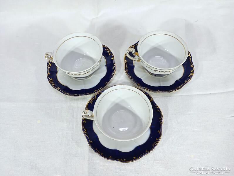 Zsolnay Pompadour III kávéscsészék TOP állapotban, sérülésmentesek.