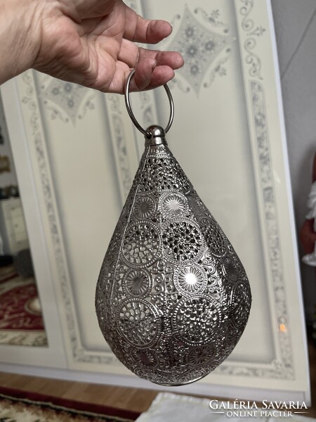 Nagy áttört gyertya, mécses tartó felekasztható.