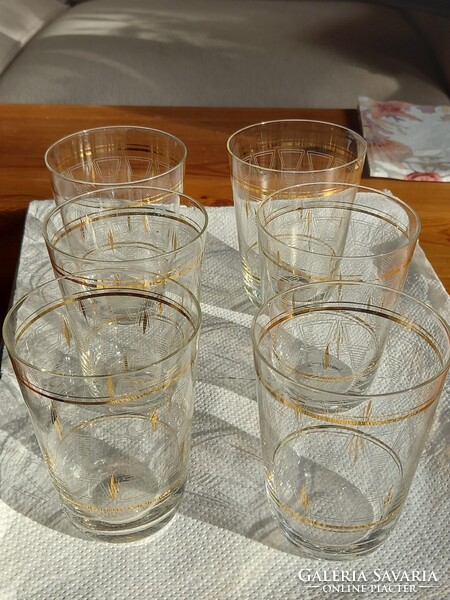 Régi, szépen metszett, aranyozott üvegpohár készlet (6 vizespohár)
