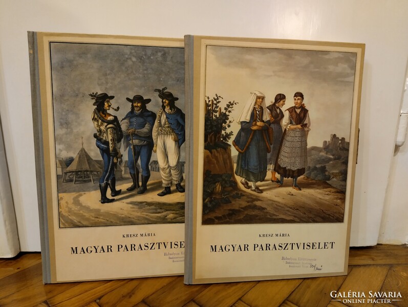 Kresz Mária: Magyar parasztviselet