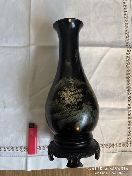 Nagyonszép Kinai kézzel festett  lakk fa váza, nagy.