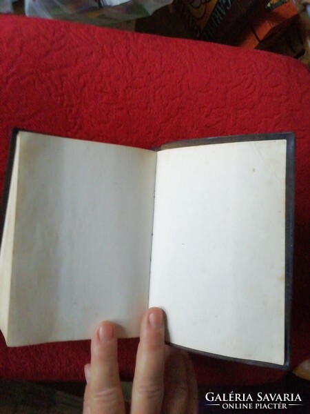 Biblia  ökumenikus fordítás  Budapest 1975.  Nagyon jó állapotú