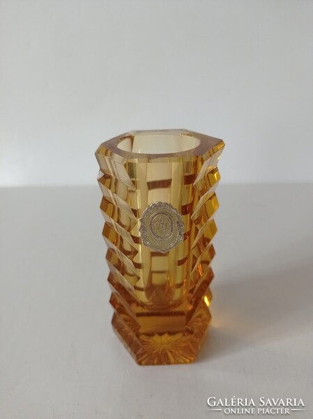 Jelezett Borostyán színű csiszolt üveg váza