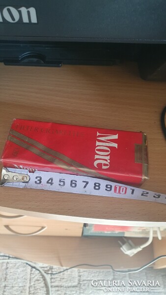 Régi More cigaretta