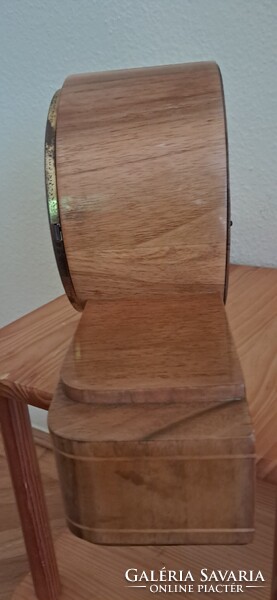 MOM Art deco kandalló óra