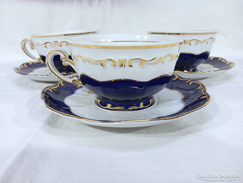 Zsolnay Pompadour III kávéscsészék TOP állapotban, sérülésmentesek.