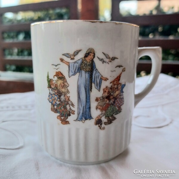 Régi Zsolnay porcelán szoknyás bögre- Hófehérke és a 7 törpe mese, gyermekbögre, vintage