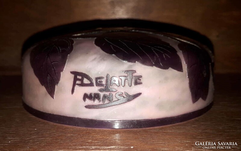 Szecessziós üveg / Delatte-Nancy.