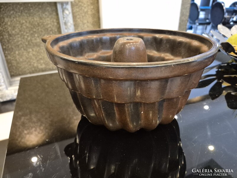 Kuglóf sütő Zsolny? Sorszámos