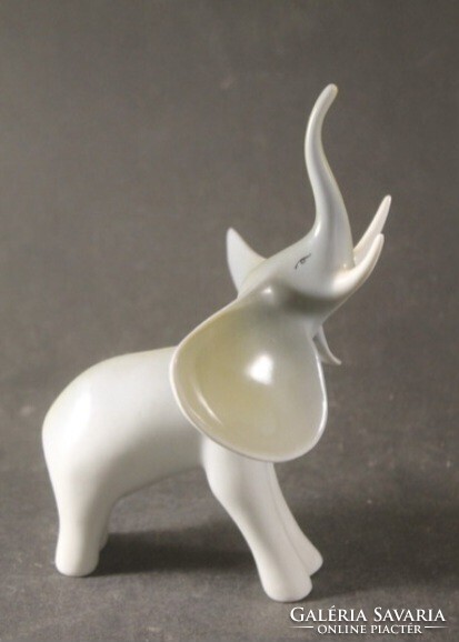 Jelzett hollóházi art deco elefánt, porcelánplasztika KEDVEZMÉNYES