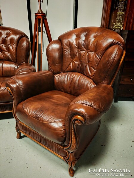 Antikolt barna olasz valódi bőr ülőgarnitúra , 3 személyes bőr kanapé + 2 fotel újszerű állapotban