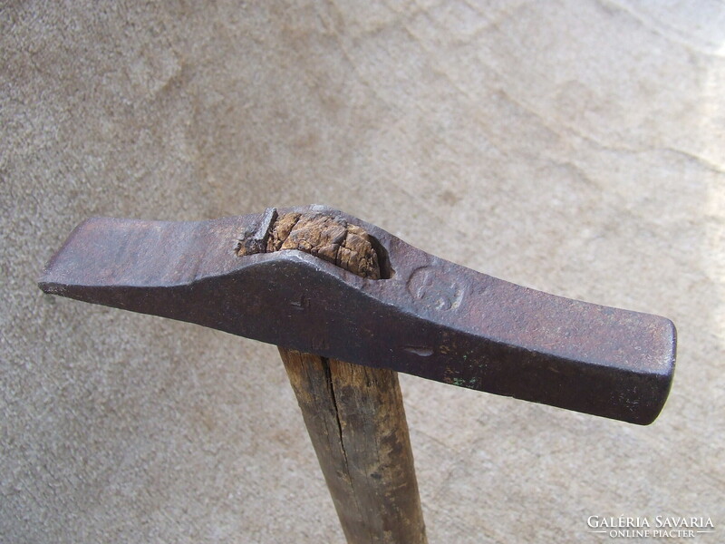 Kovácsolt kalapács