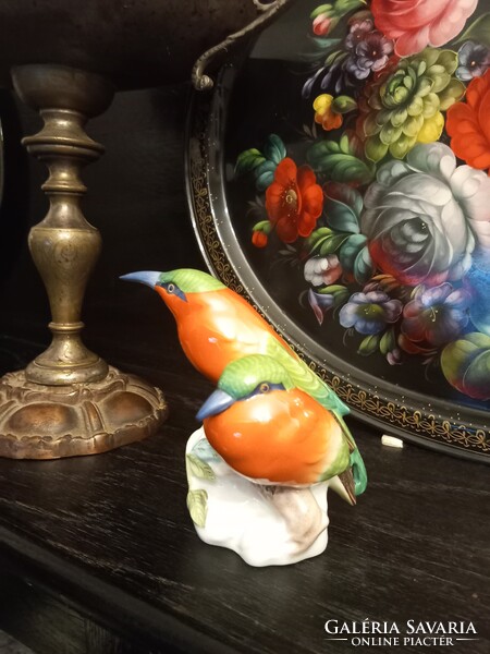 Nagyon dekoratív, szép festésű  Herendi madár pár