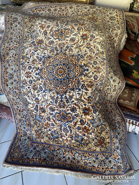 Exkluzív Isfahan Selyem Perzsa Szőnyeg  167x110