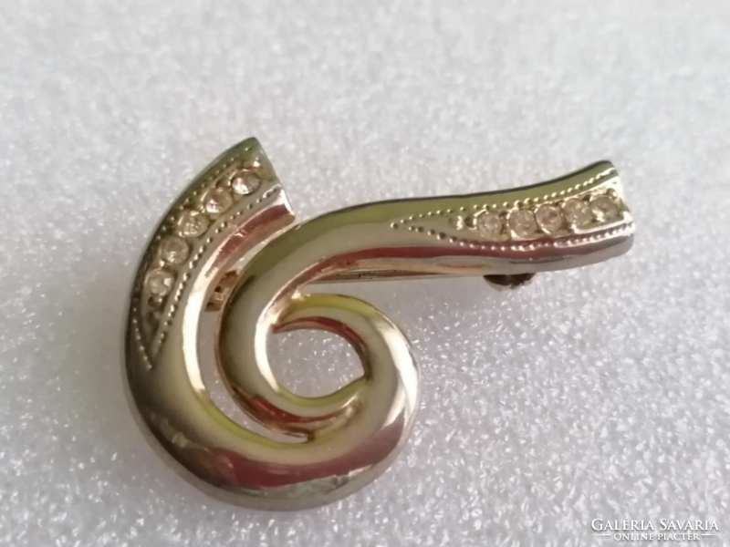 Új! Aranyozott  Köves Bross