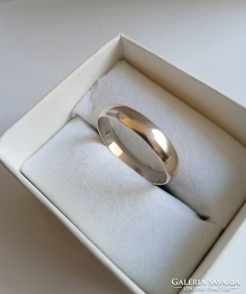 Ezüst férfi karikagyű