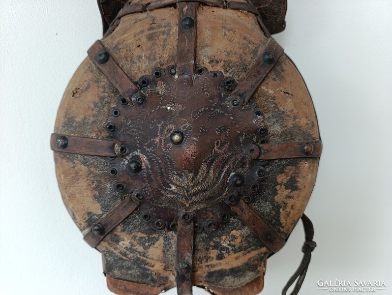 Csikóbőrös kulacs 1905 antik néprajzi népművészeti csikós pásztor eszköz szerszám címer 703