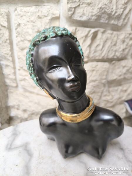 Art Deco színes Keràmia figura  ritka Ràhmer  Mària jelzett. Nem az Izsépi keràmia !!