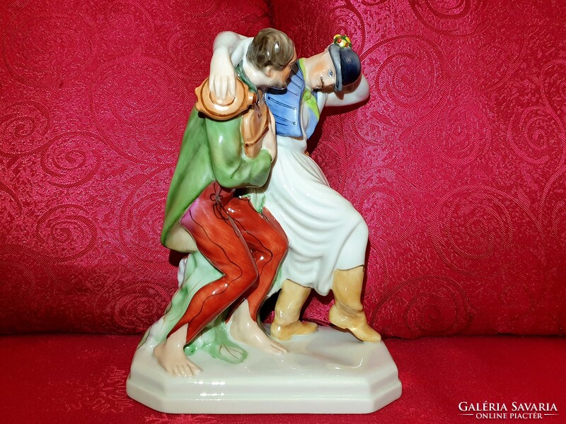 Herendi mulatozók figura