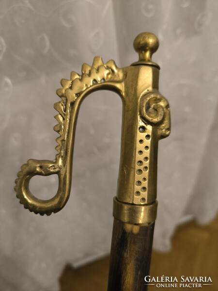 Gyönyörű Réz kos fejes túrabot pàsztor bot , juhász kampó Gamó Mikulás bot. Kos éskígyó fejes