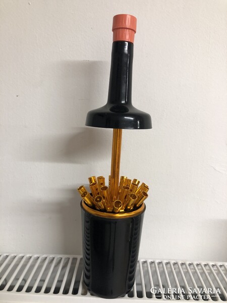 , retró, régi cigaretta kínáló