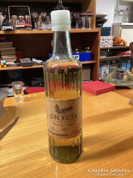 Régi Brandy 0,5l, bontatlan 1987-ből