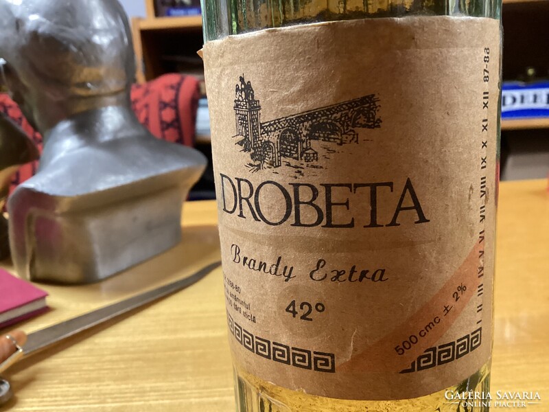 Régi Brandy 0,5l, bontatlan 1987-ből