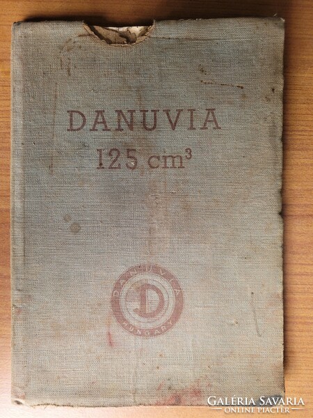 DANUVIA 125 köbcentiméteres motorkerékpár használati utasítás