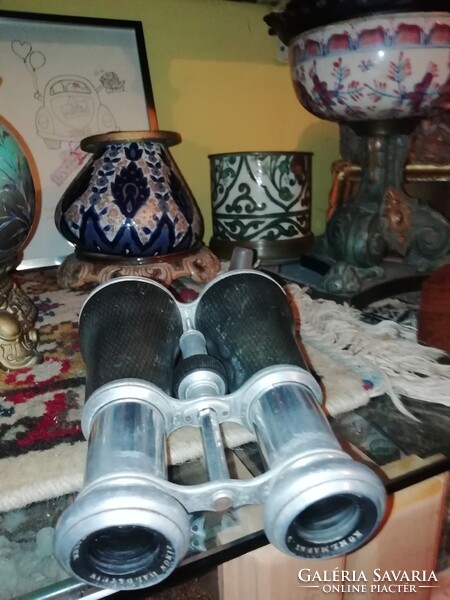 Antique theater telescope with holder in the condition shown in the pictures, many 100 auctions and sales, buy it, take it