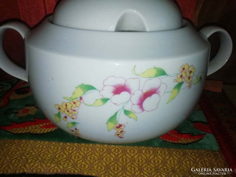 Hundreds of old Great Plain porcelain soup bowls at auctions and sales