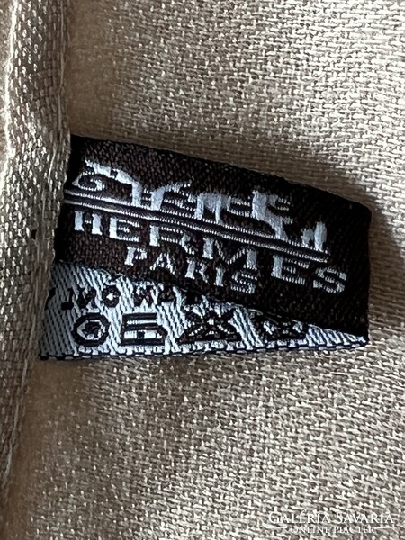 Hermès silk and cashmere scarf in muted gold, 200 x 70 cm