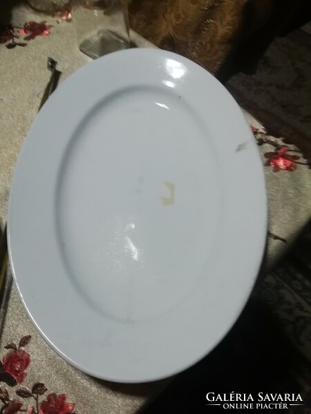 Porcelain serving dish 20. In the condition shown in the pictures, there are many 100 auctions and sales among my products.