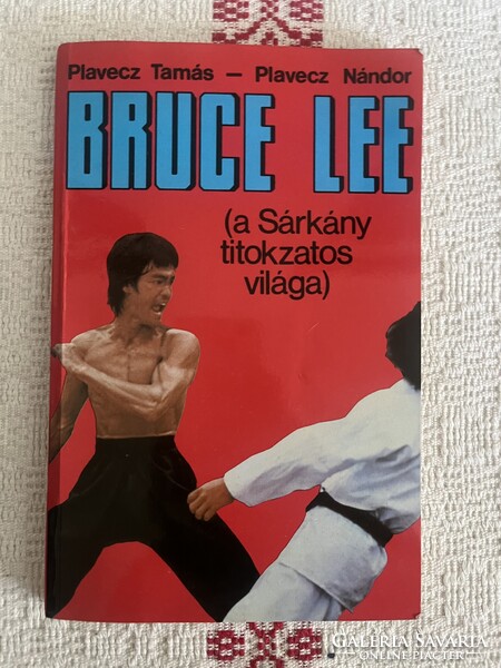 Bruce Lee könyv