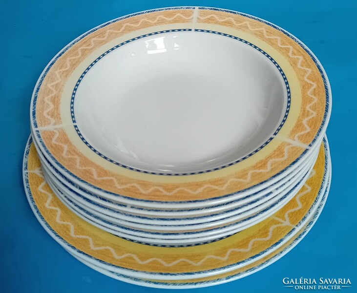 8 db Royal RC tányér