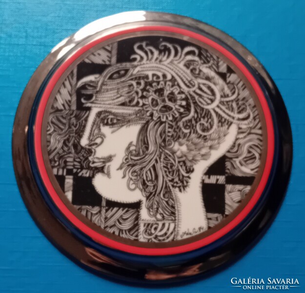 Hollóházi falitányér Szász Endre Studió , kisérleti darab jelzéssel Szignált