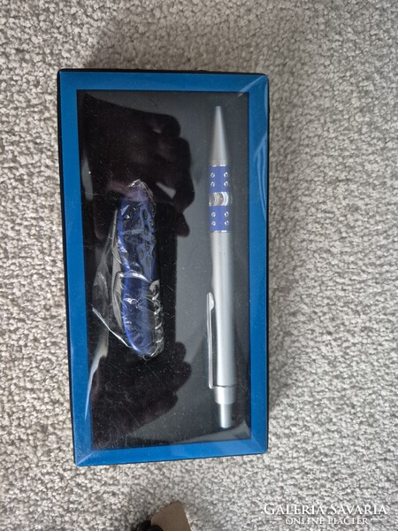 Pen and knife gift
