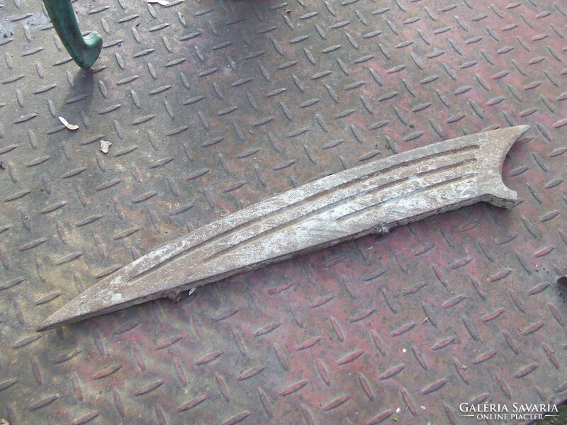 Old veteran vehicle tractor part